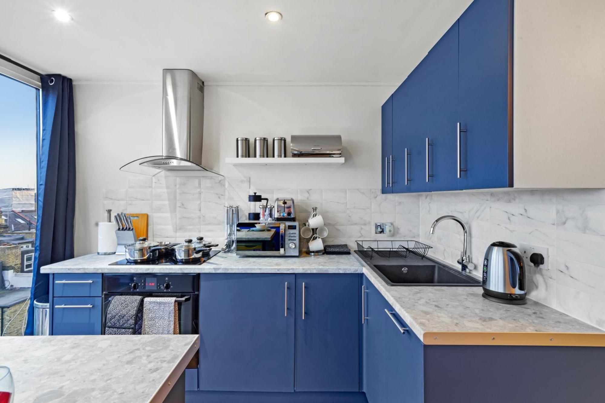 Beautiful Flat In Fulham - Great Views!- Sleeps 6 * Londra