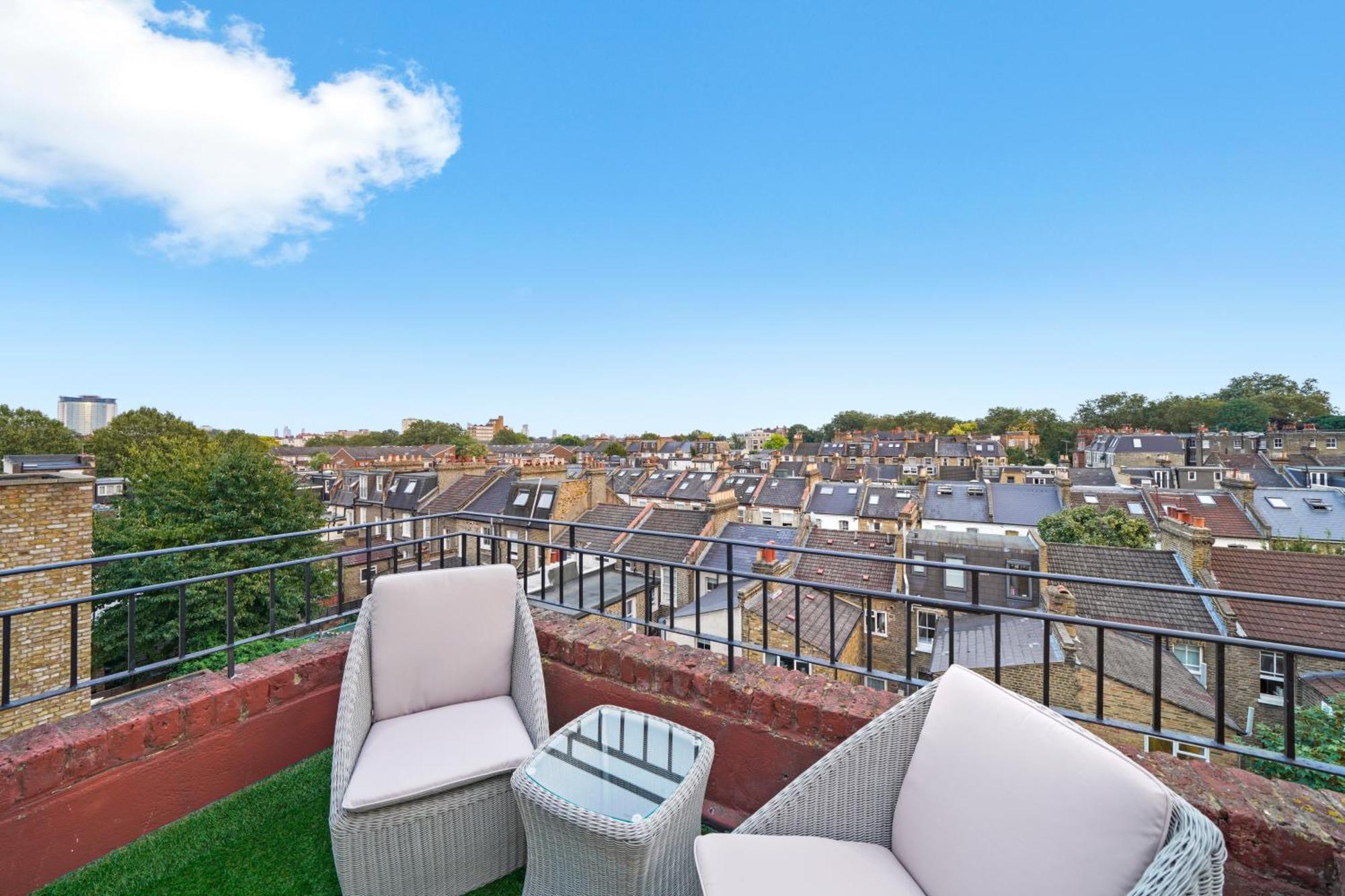 Beautiful Flat In Fulham - Great Views!- Sleeps 6 Appartamento